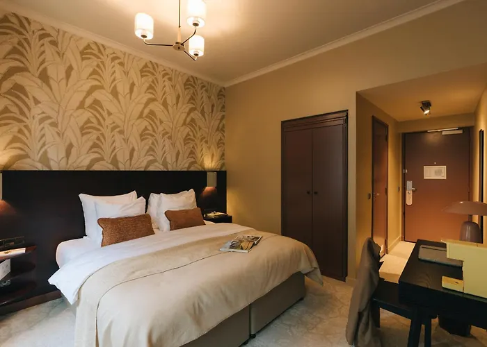 Hotel Omega